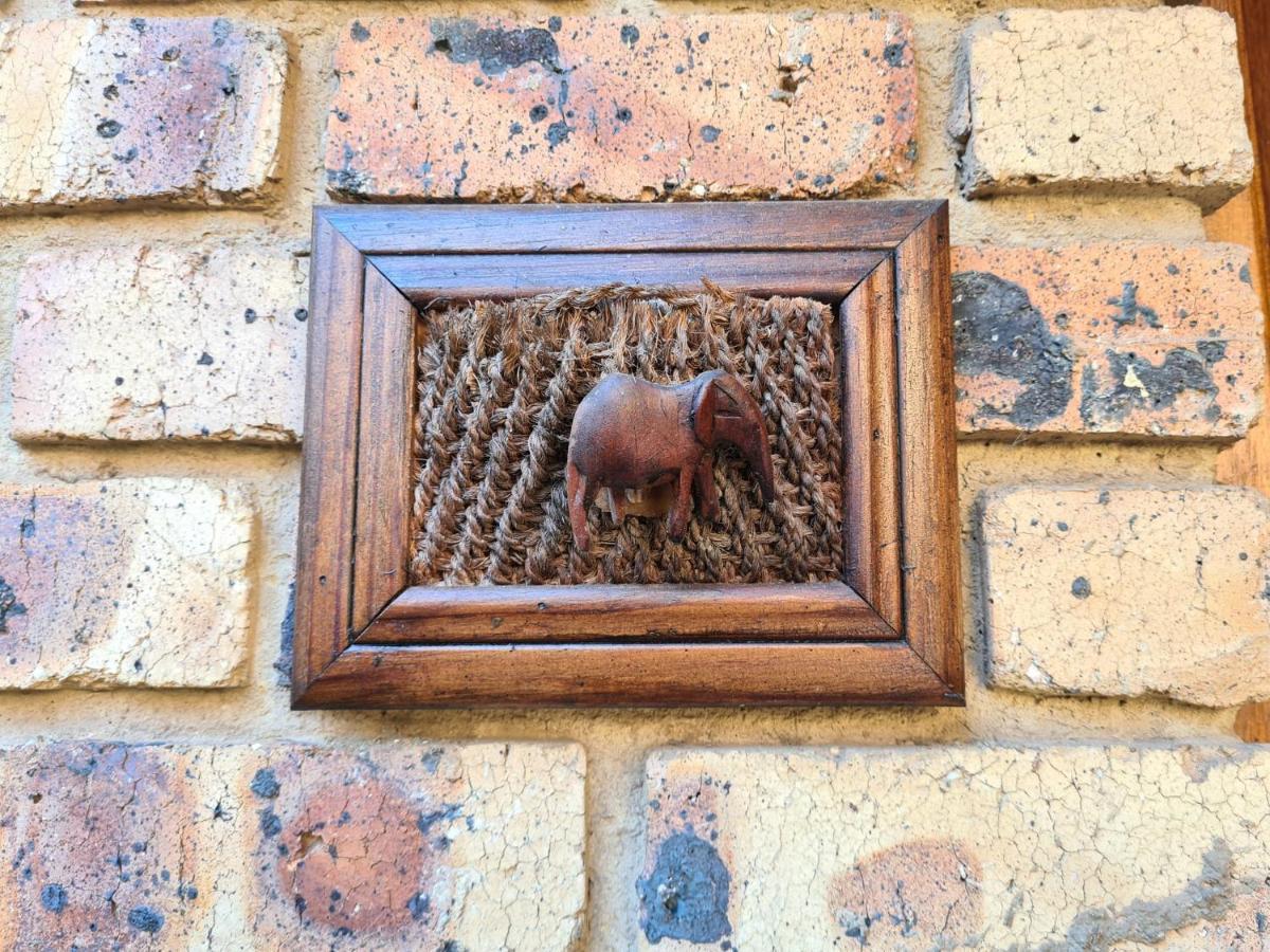 Khaya Africa Guesthouse Midrand Kültér fotó